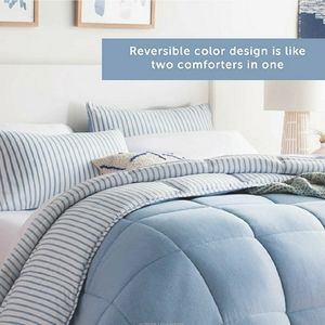 Down alternative comforter set